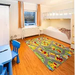 Familienhaus Feuerstein *